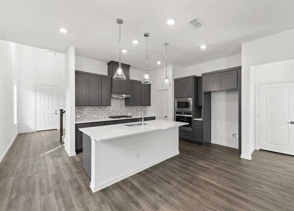 2309 Jack Rabbit Way - Photo 3 of 15