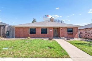 featured image of 103 Melody Mall Dr