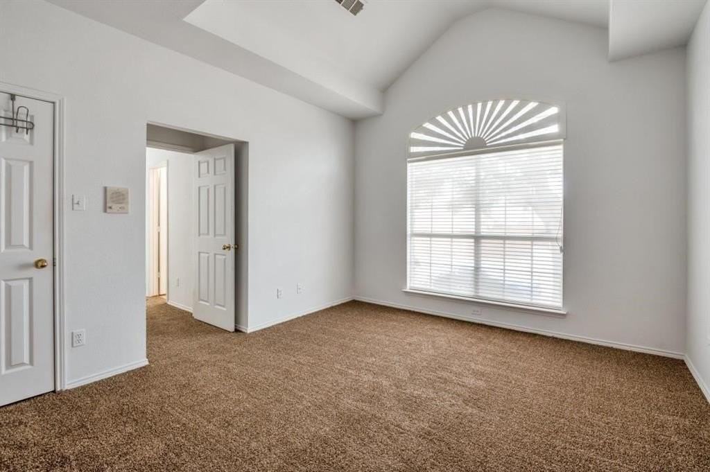 413 Majesty Dr - Photo 4 of 12