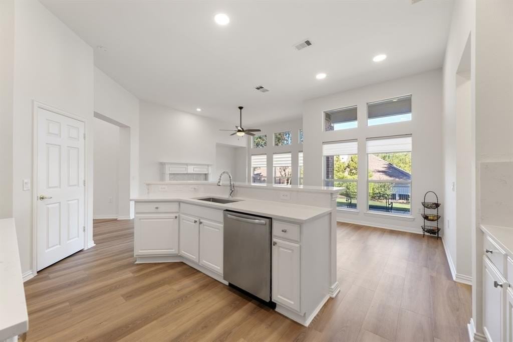 1451 Cattle Baron Ct - Photo 4 of 36