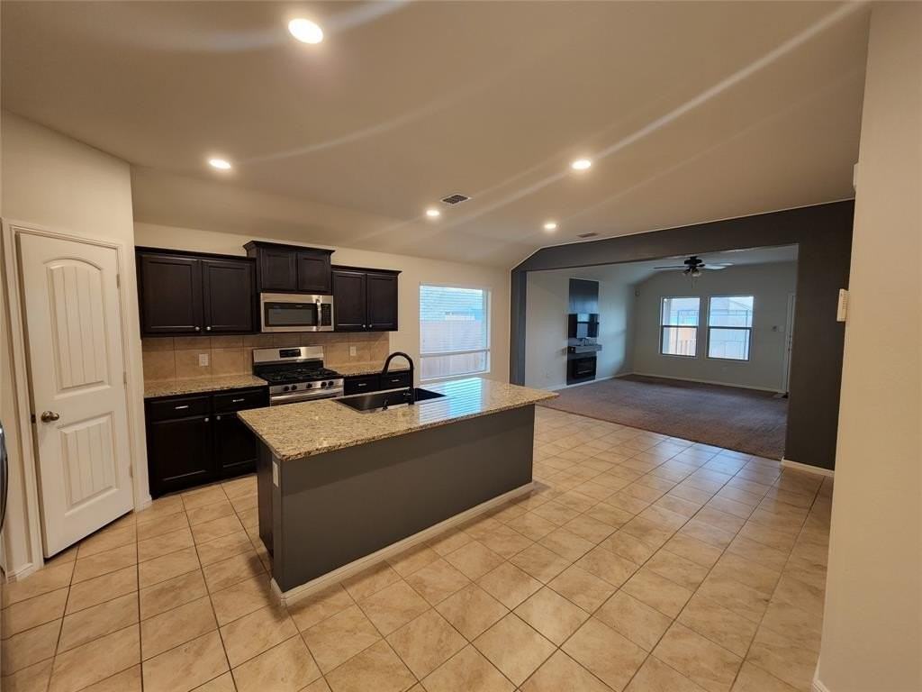 6333 Porthole Ln - Photo 7 of 40