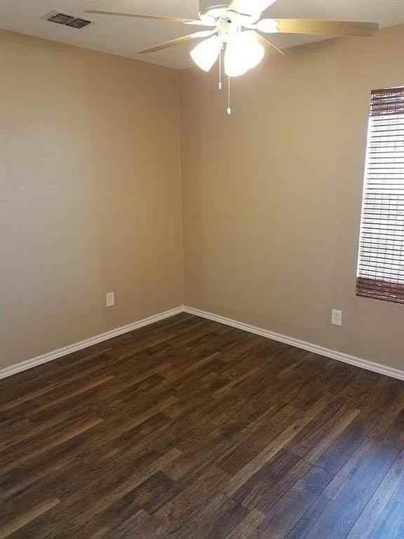 100 Lochness Ln - Photo 4 of 40