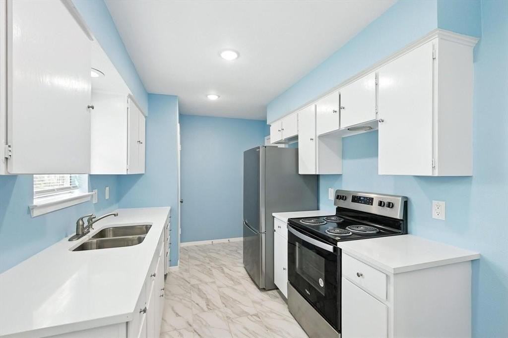 1713 Japonica Ln - Photo 5 of 12