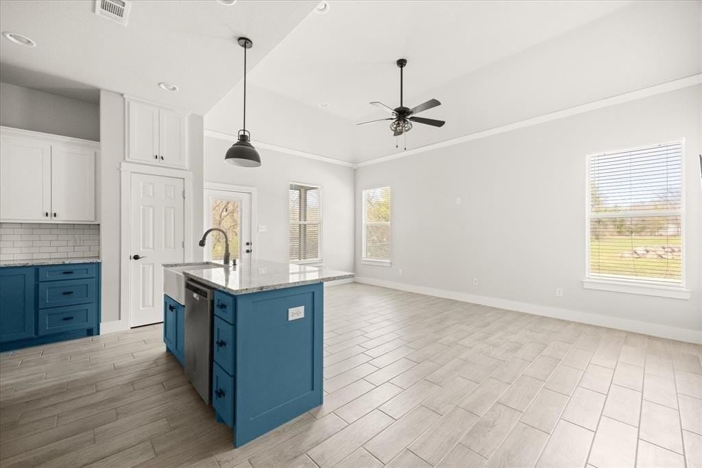 409 Cleveland Rd - Photo 7 of 23