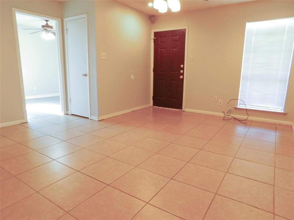 3510 Sagebrush Dr - Photo 4 of 22