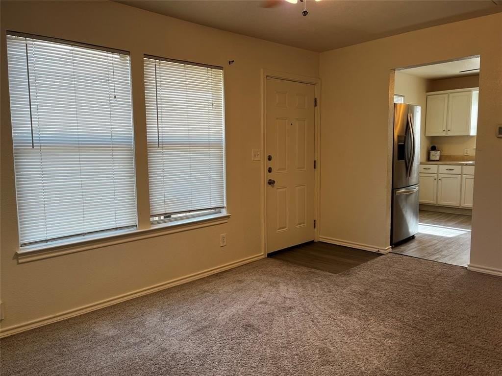 214 E Little St - Photo 5 of 16