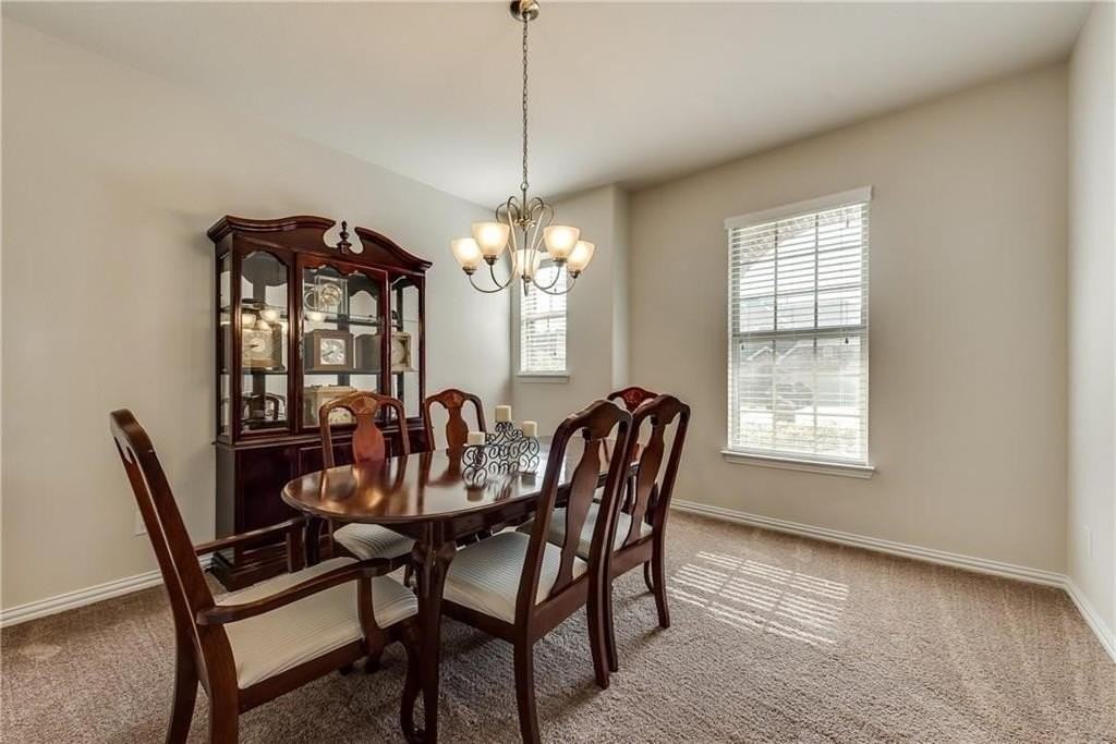 1300 Poplar Dr - Photo 6 of 24