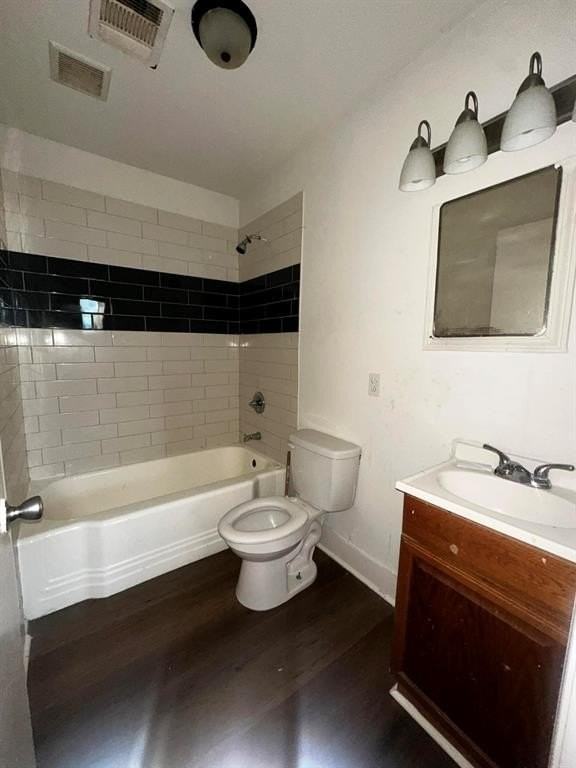 3908 Sumner St - Photo 6 of 12