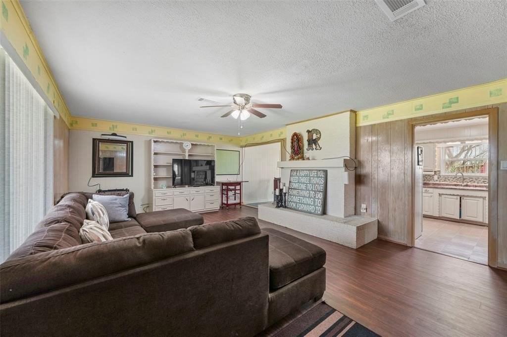 411 Vz County Road 3609 - Photo 3 of 23