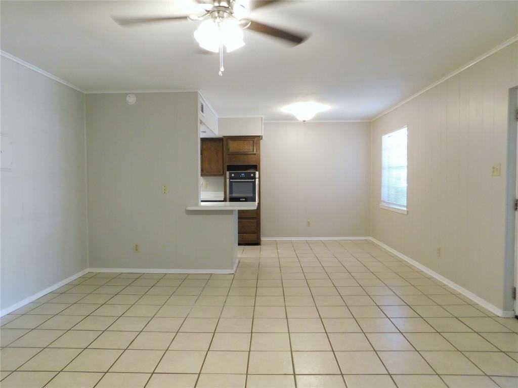 2408 Bernard St - Photo 7 of 21