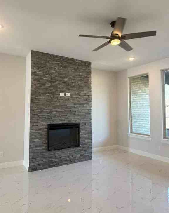 1832 Noble Ct - Photo 3 of 17