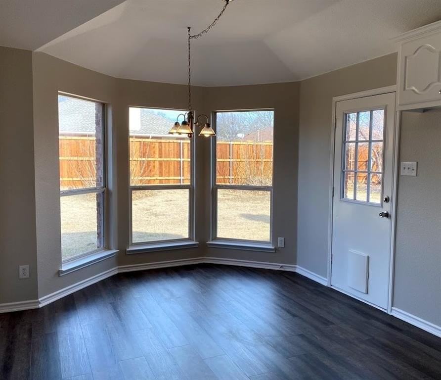 15674 Wrangler Dr - Photo 7 of 19