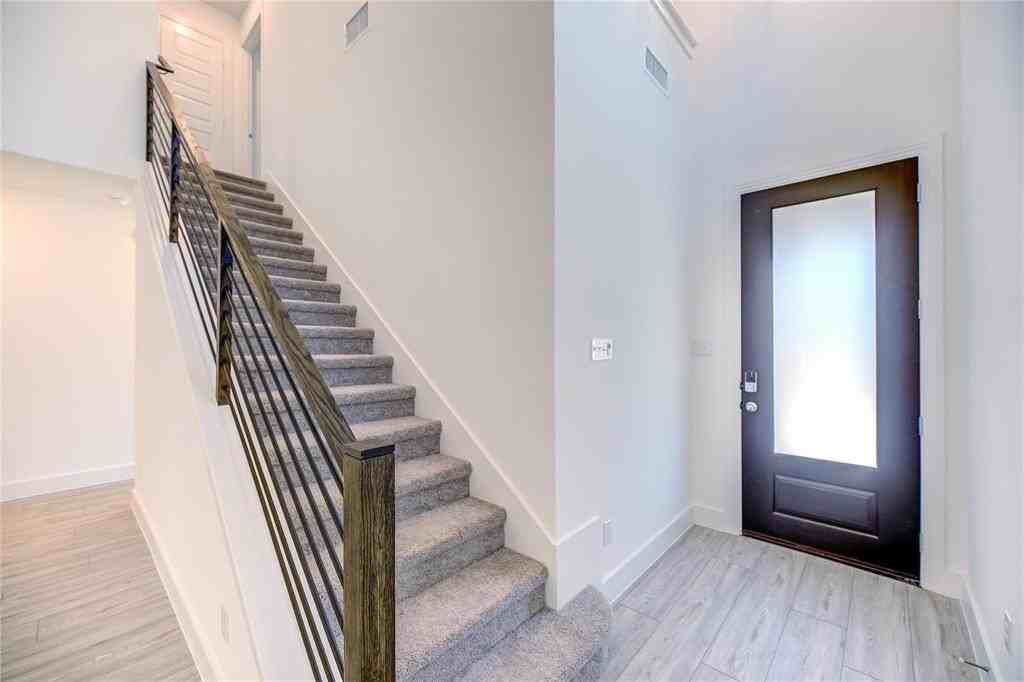 12417 Iveson Dr - Photo 5 of 31