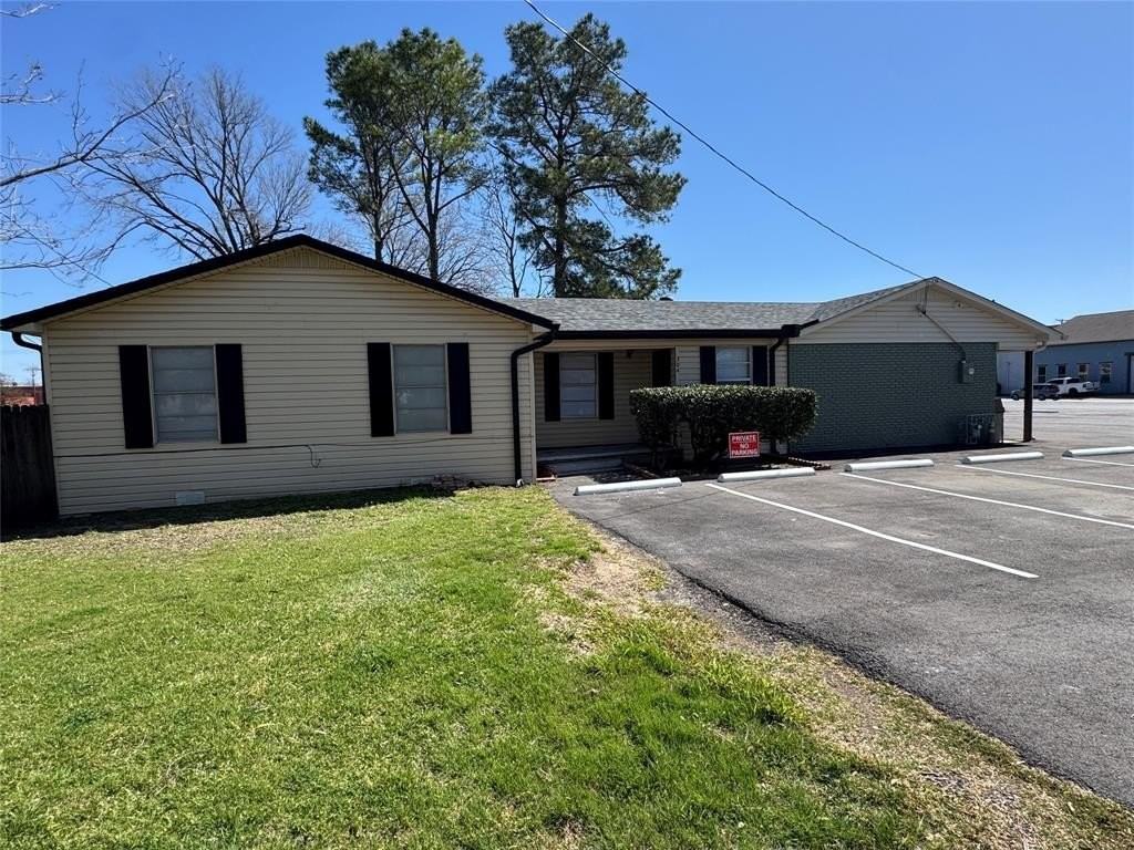 304 Burgett St - Photo 2 of 22