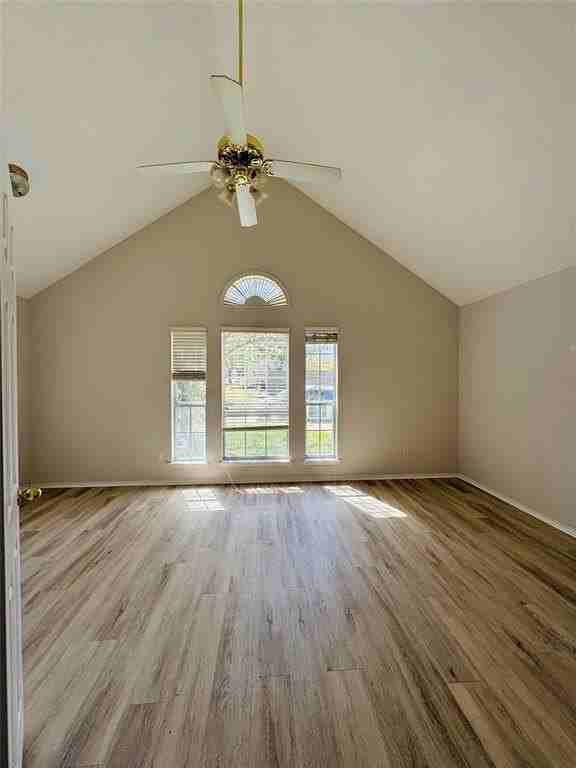 2704 Aspen Dr - Photo 5 of 11