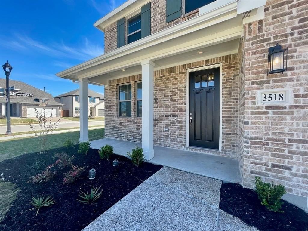 3518 Sunflower St - Photo 3 of 40