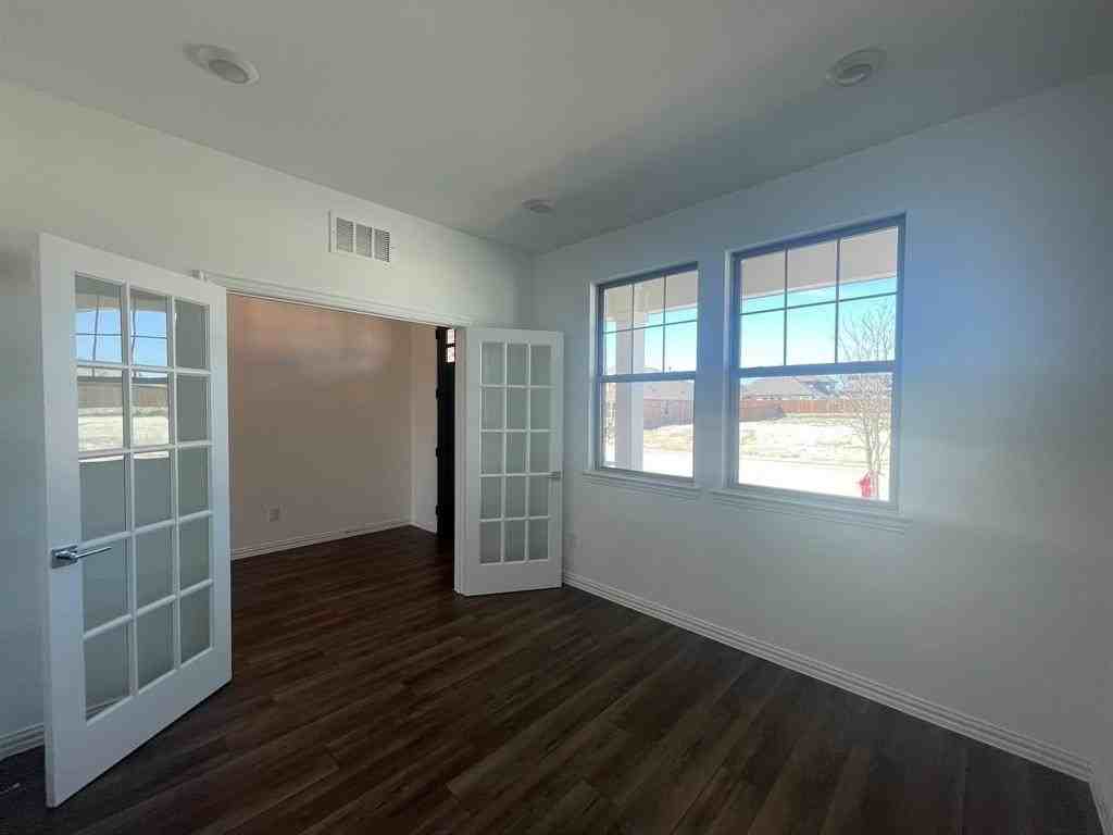 3518 Sunflower St - Photo 6 of 40