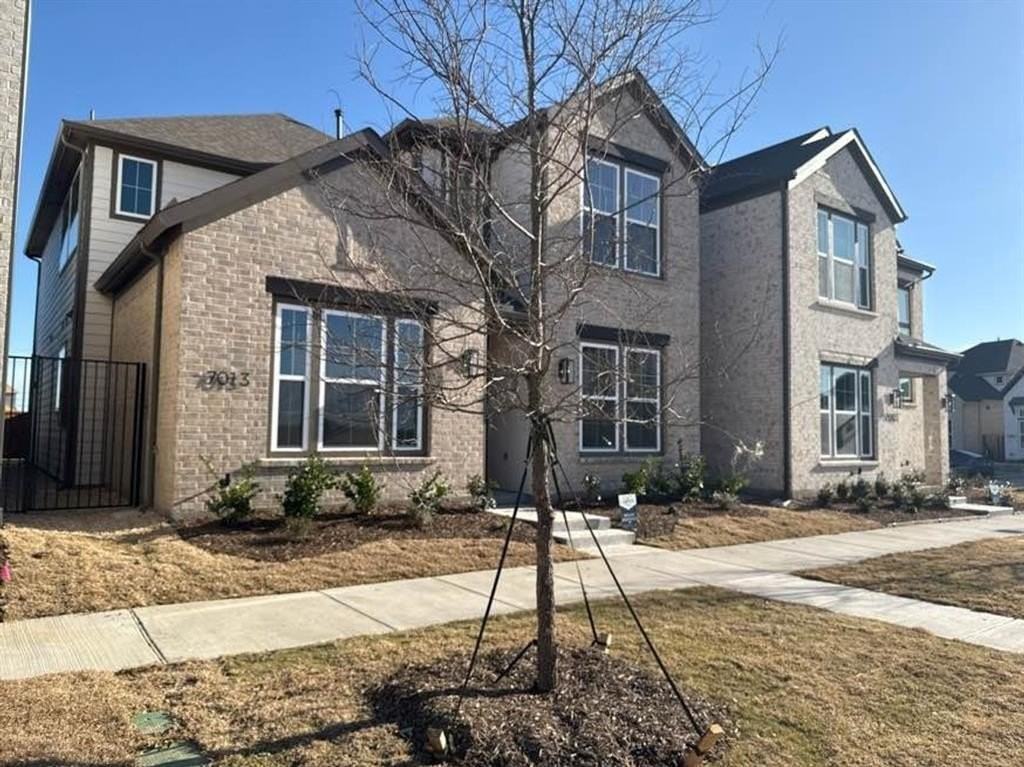 7013 Lathrop Ln - Photo 2 of 26