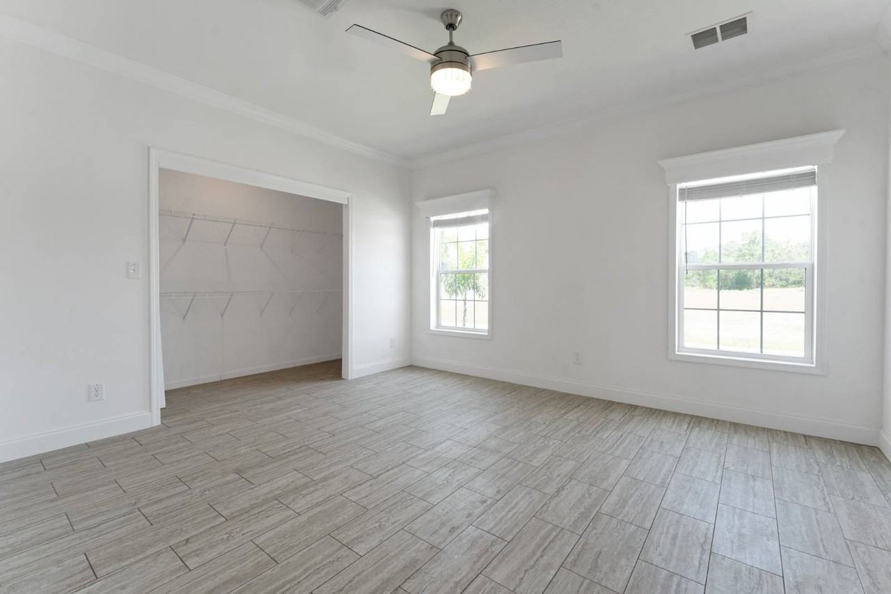 3109 Walden Shores Loop #219 - Photo 3 of 9