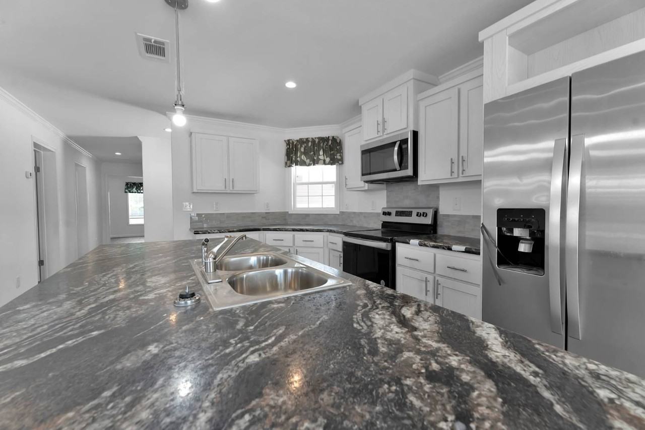 3128 Walden Shores Loop #250 - Photo 5 of 9