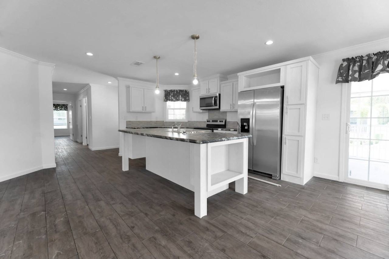 3128 Walden Shores Loop #250 - Photo 6 of 9