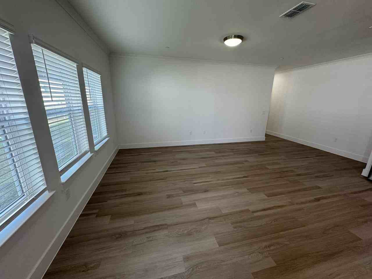 3272 Ganzer Rd W #817 - Photo 2 of 8