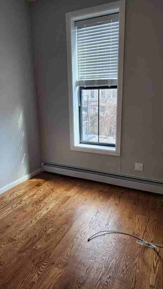 1232 Putnam Ave #2 - Photo 5 of 8