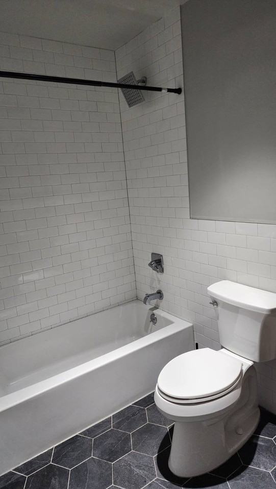 1232 Putnam Ave #2 - Photo 7 of 8