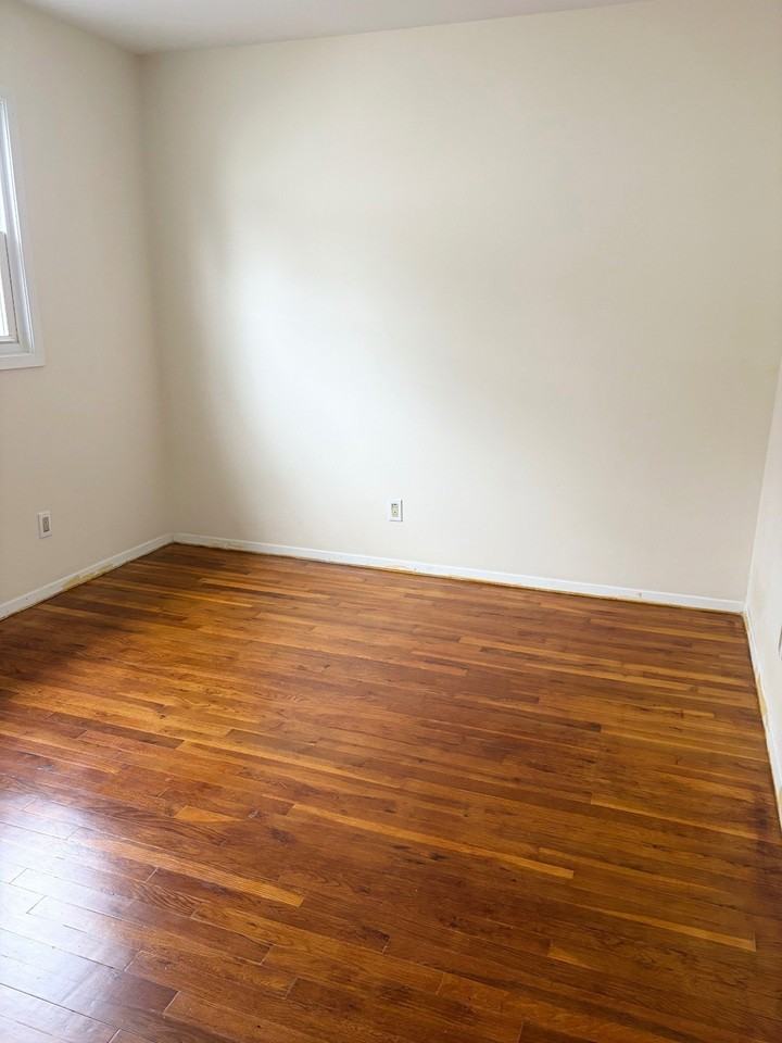 107 Ebony St - Photo 7 of 21