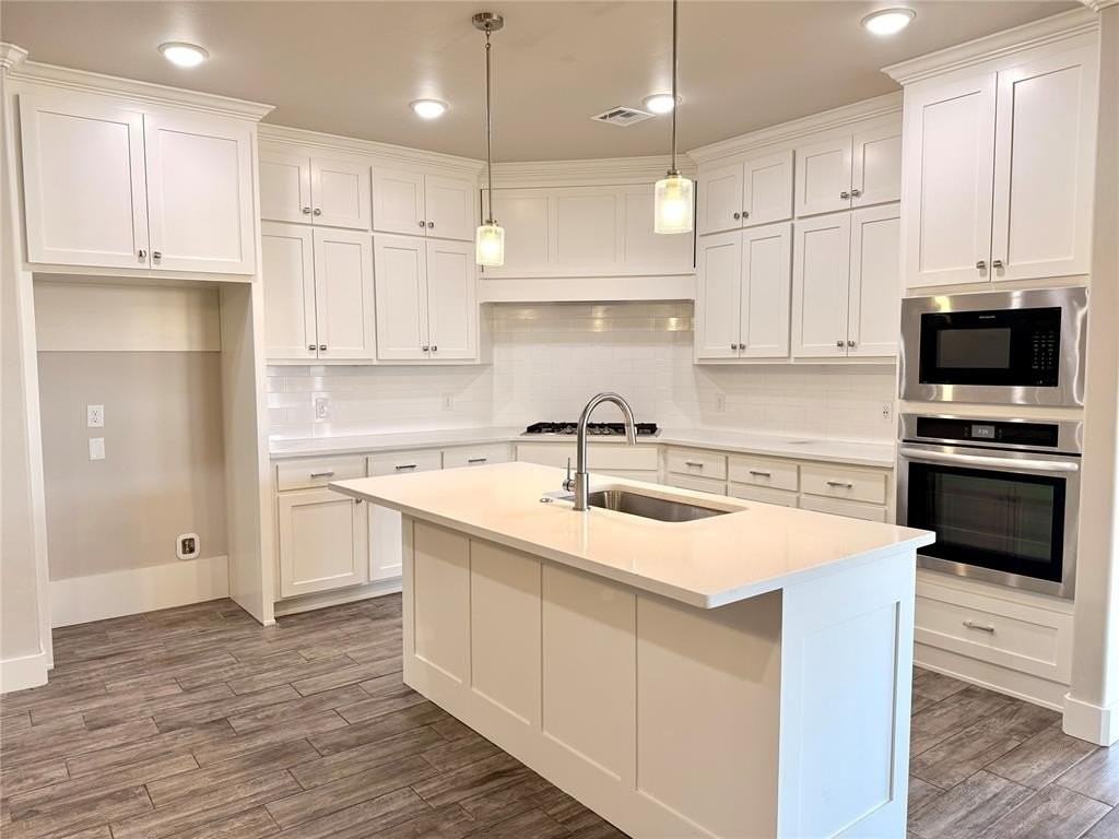 1421 Hickory Trl - Photo 5 of 27