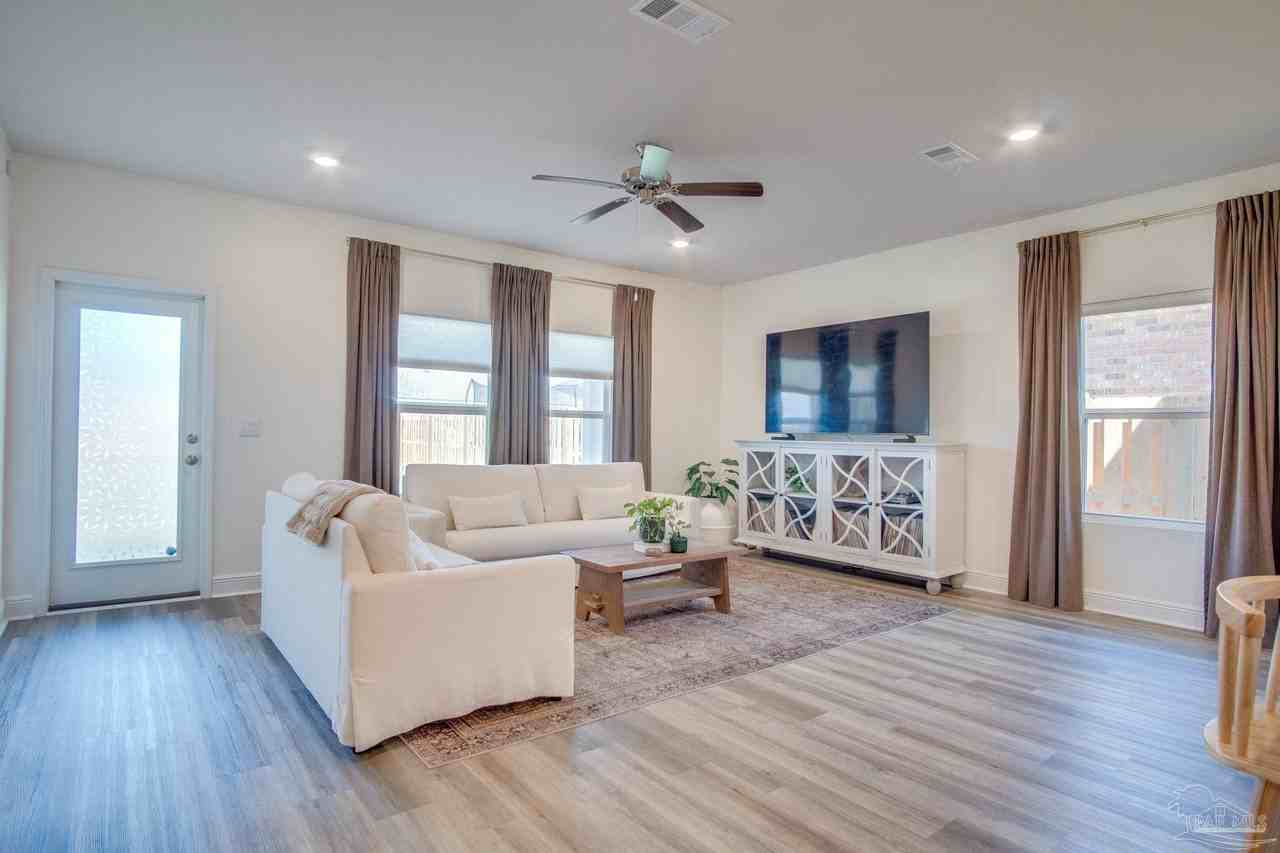 8130 Fir Tree Dr - Photo 6 of 40