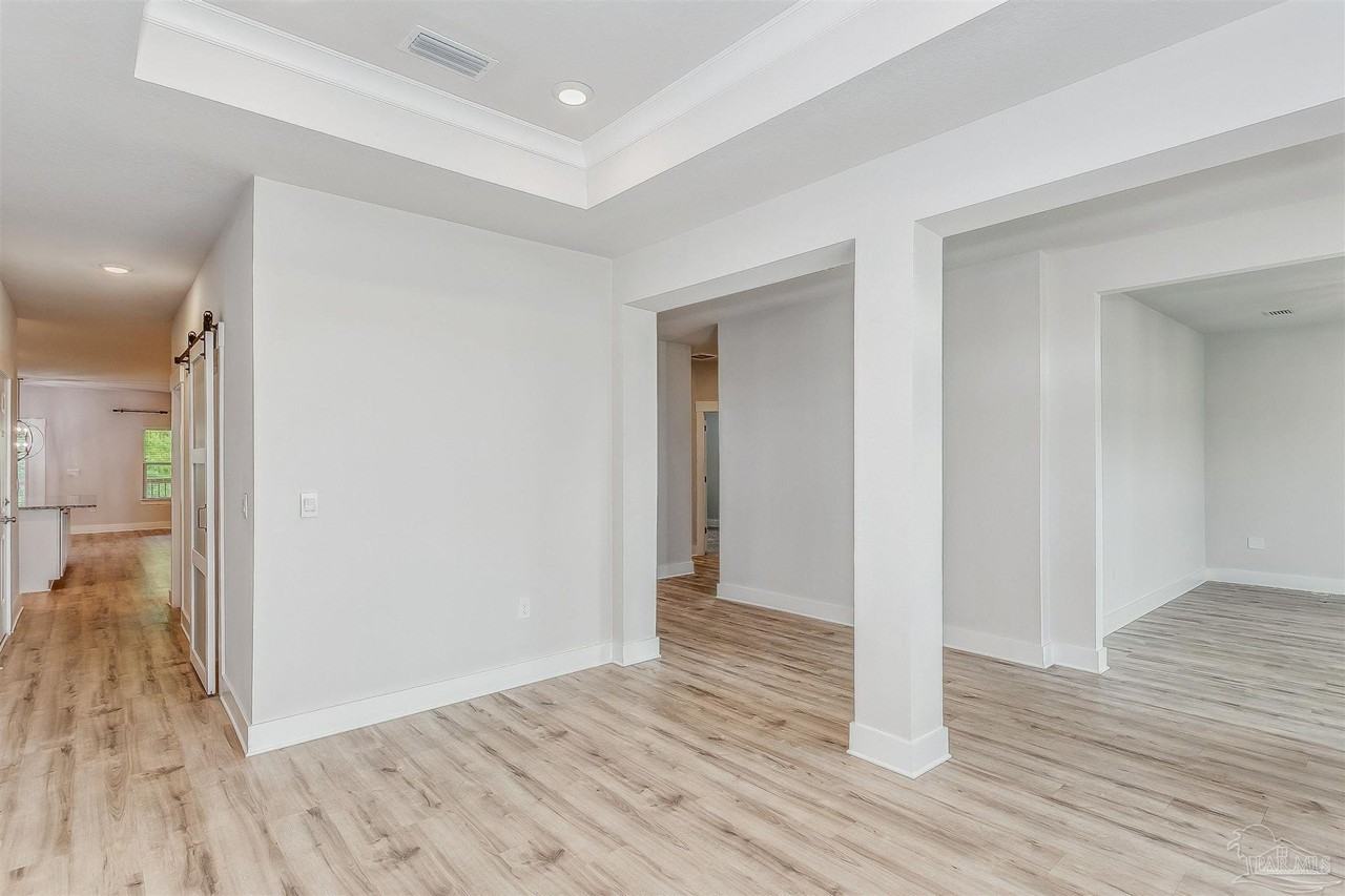 3285 Southwind Dr - Photo 6 of 50