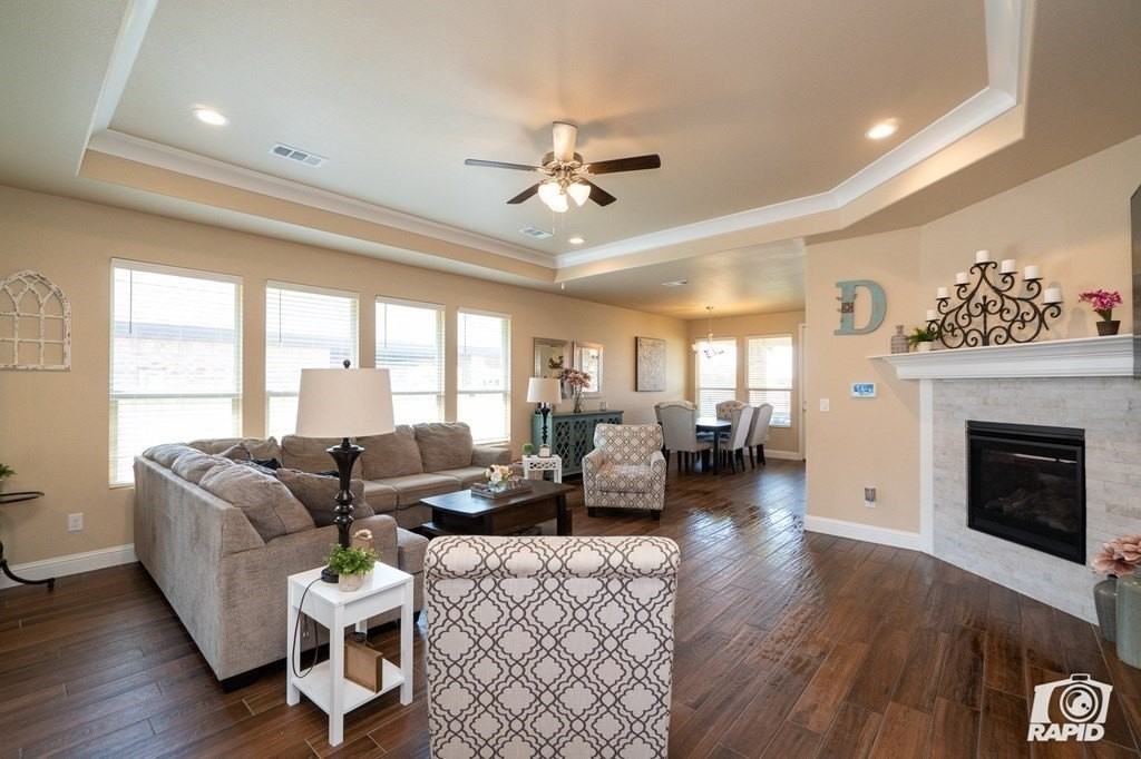 3917 Yorkshire Dr - Photo 6 of 33