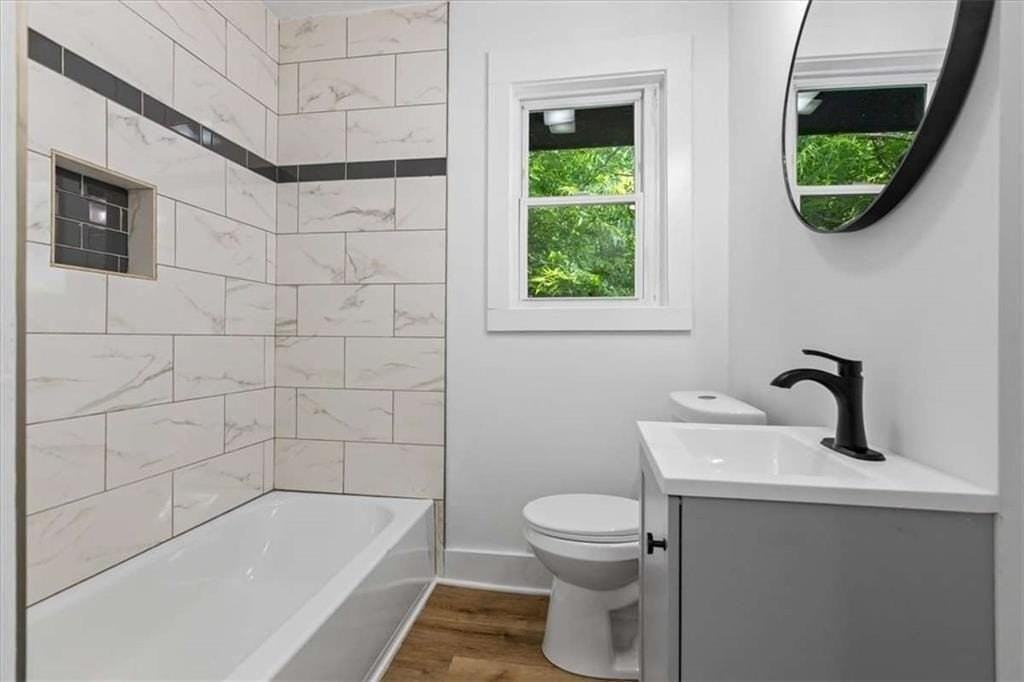 1400 North Ave Nw - Photo 2 of 11