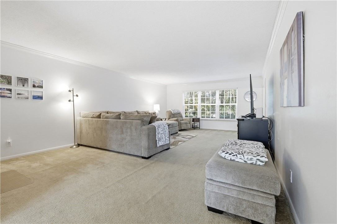 2737 Ocean Dr Apt 21b #21B - Photo 7 of 31