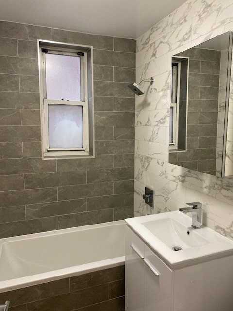 800 Cortelyou Rd #4A - Photo 3 of 5