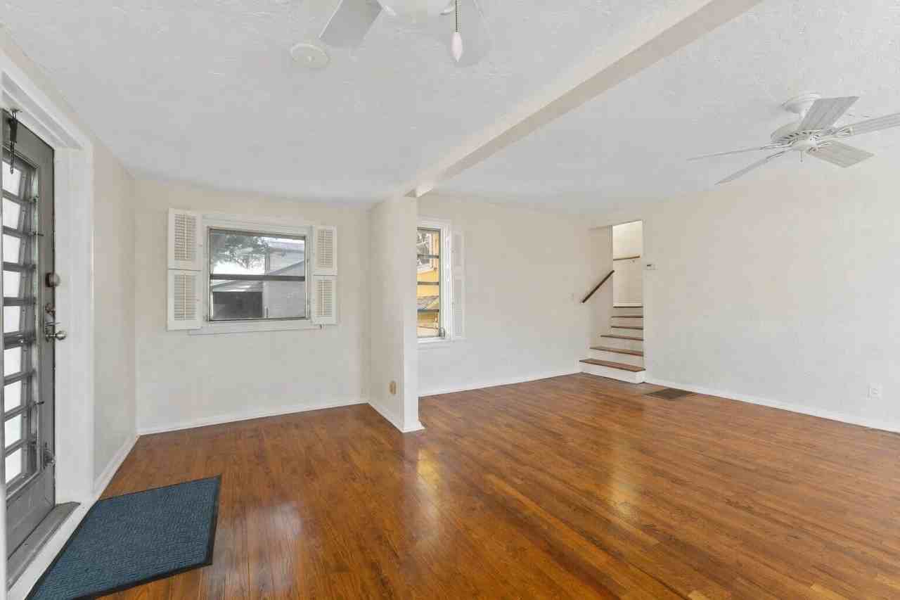 531 N Palmway - Photo 7 of 44