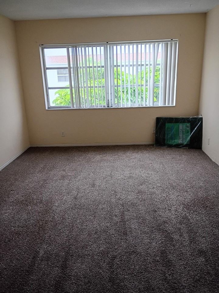 1501 Nw 43rd Ave Apt 204 - Photo 5 of 9