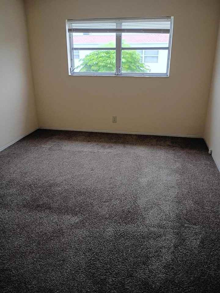 1501 Nw 43rd Ave Apt 204 - Photo 7 of 9