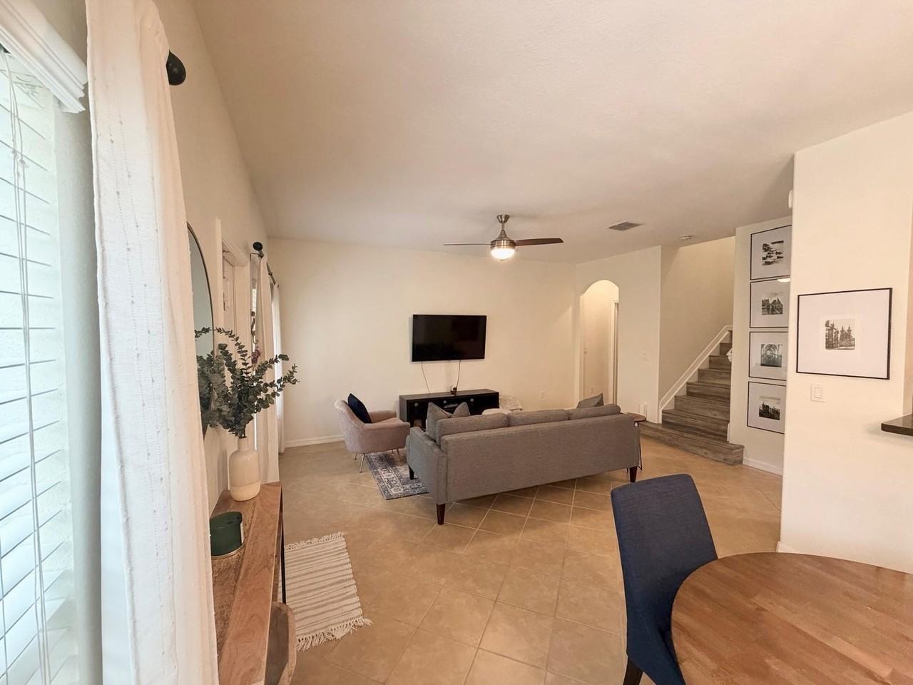 358 Lake Monterey Cir - Photo 4 of 14