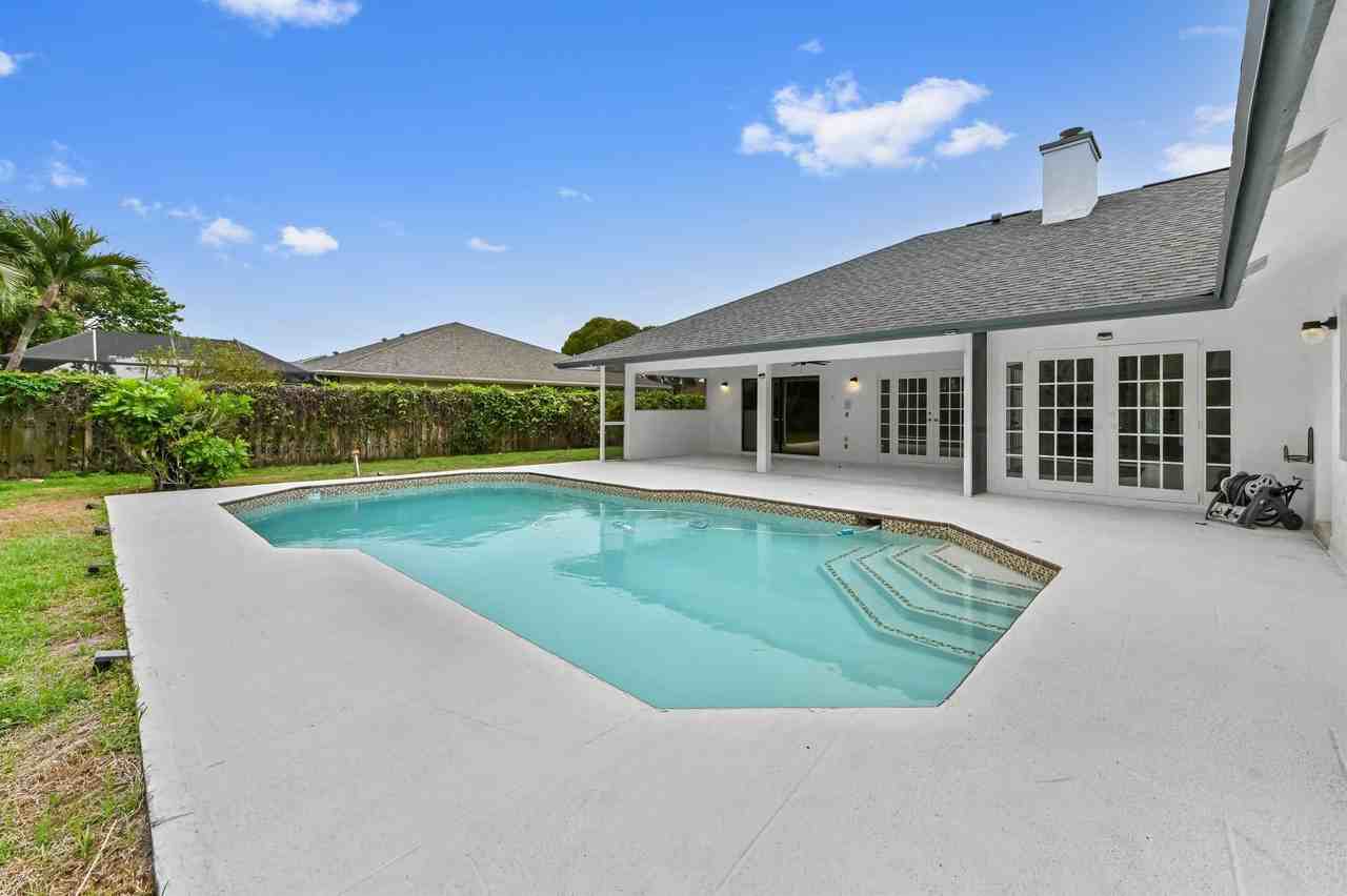 13772 Ishnala Cir - Photo 2 of 34