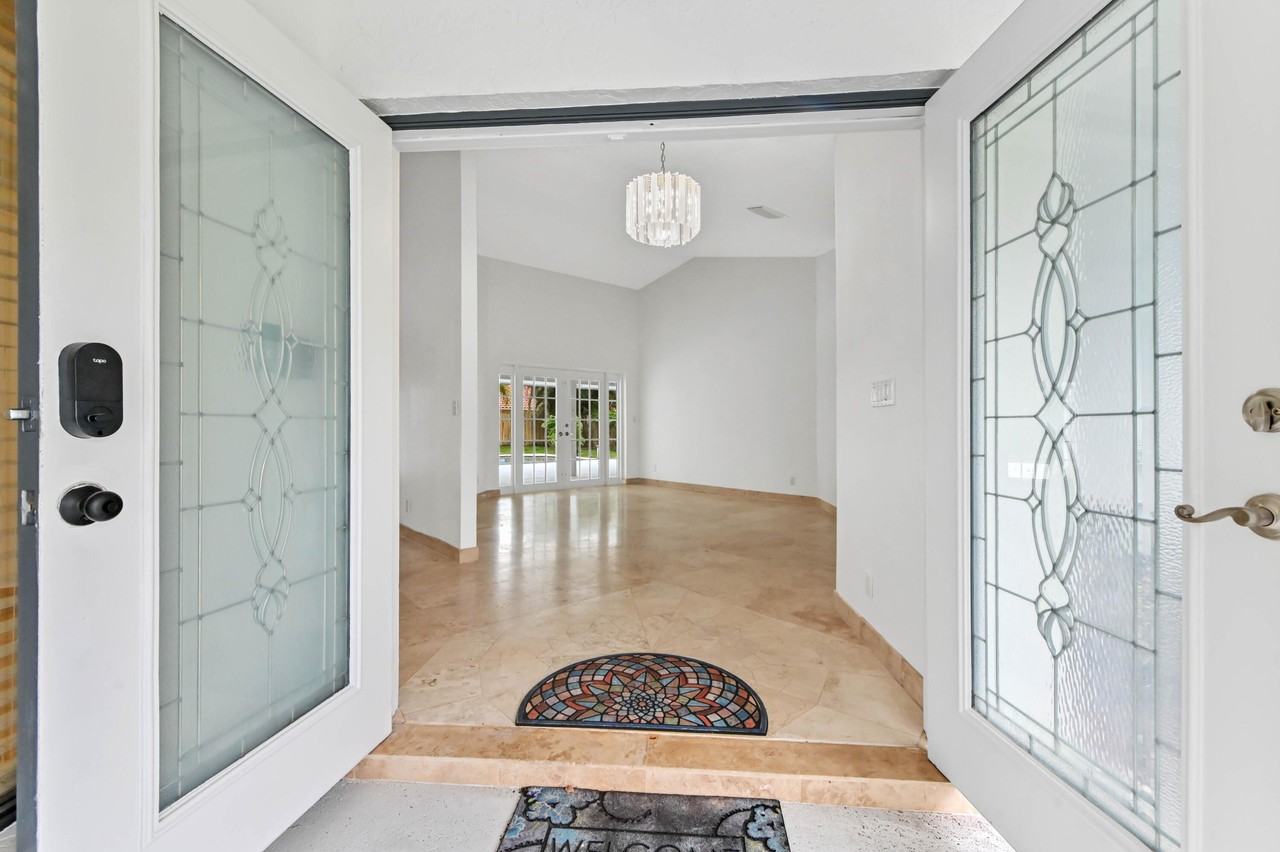 13772 Ishnala Cir - Photo 3 of 34