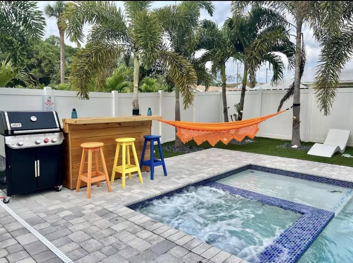 17722 Cinquez Park Rd E - Photo 7 of 22