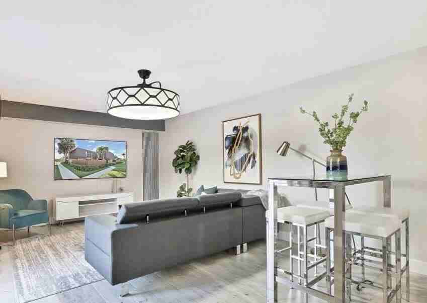 2117 21st Ct - Photo 4 of 10