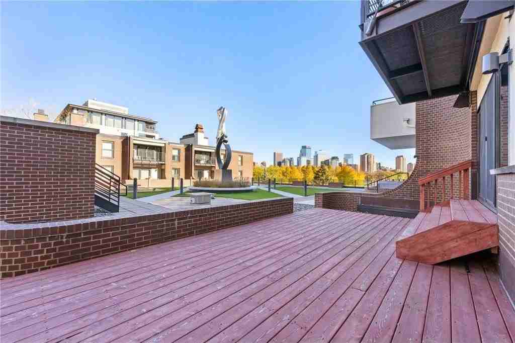 48 Groveland Ter #B103 - Photo 3 of 42