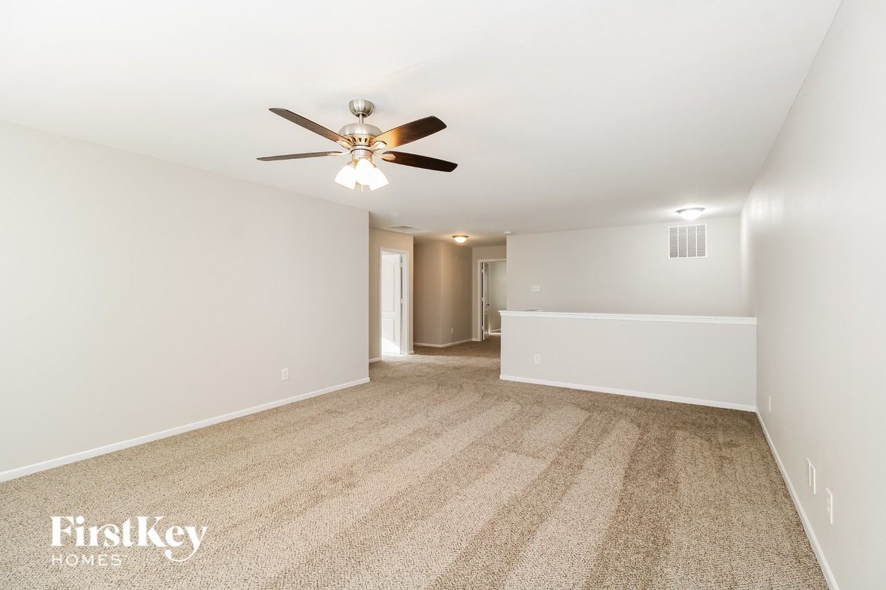 1411 Phifer Luther Ct - Photo 7 of 15