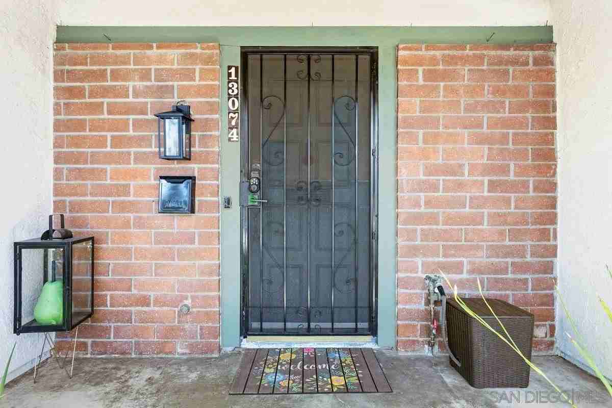 13074 Caminito Cristobal - Photo 4 of 50