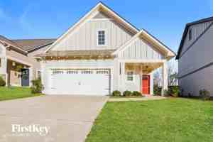 featured image of 2758 Village Pl