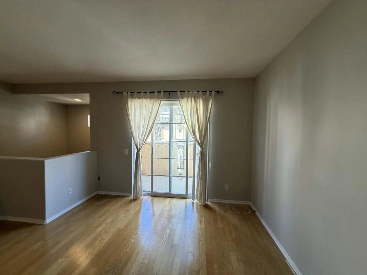 746 Broadway 13 - Photo 2 of 7