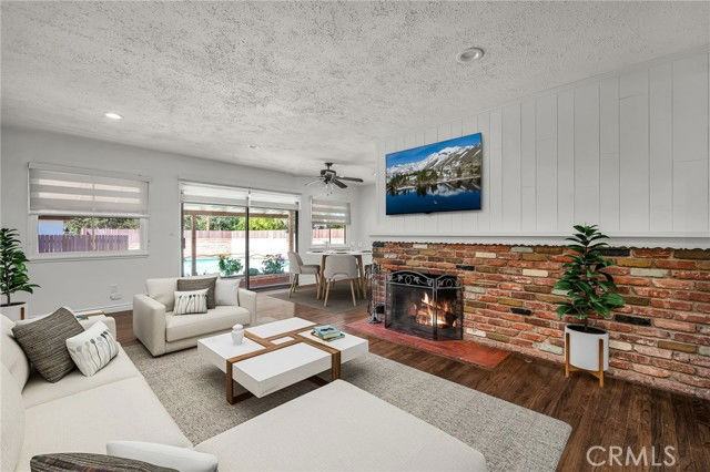 6139 Tampa Ave - Photo 4 of 7